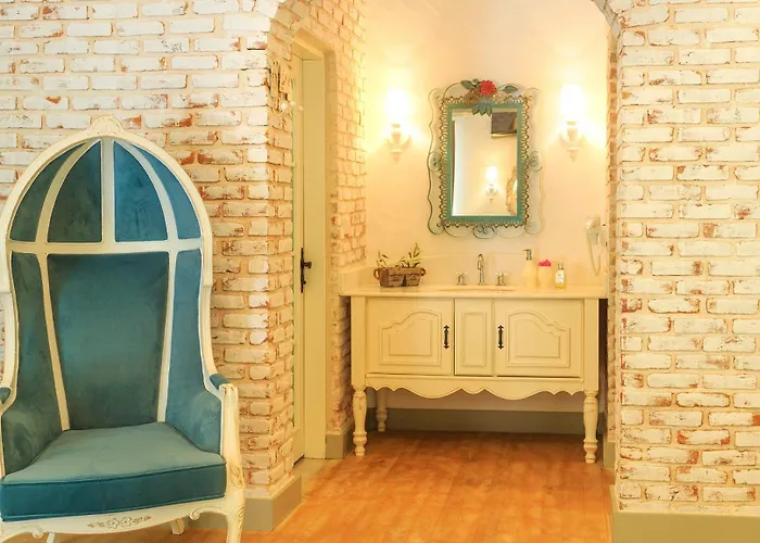 Ami Tai-bungalows Pet Lovers Hotel
